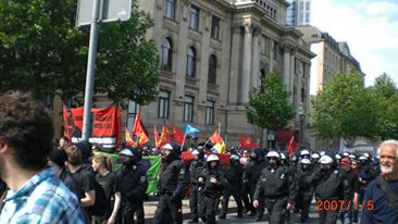 Alles ist gescheitert, es lebe der Kommunismus!