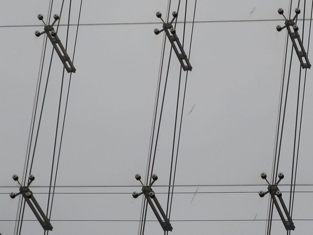 Elend und Schulden: Zur Logik und Geschichte von Überschussbevölkerungen und überschüssigem Kapital