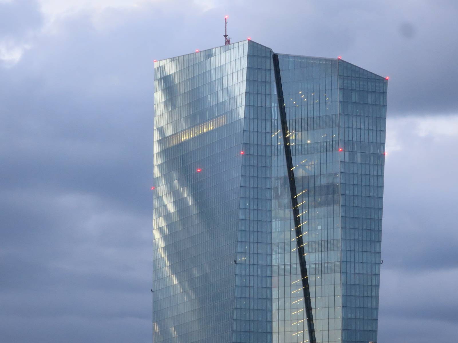 Hedgefonds und rote Märkte: die Schnecke auf der Kippe